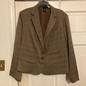 Glen Plaid slightly fitted jacket NWOT